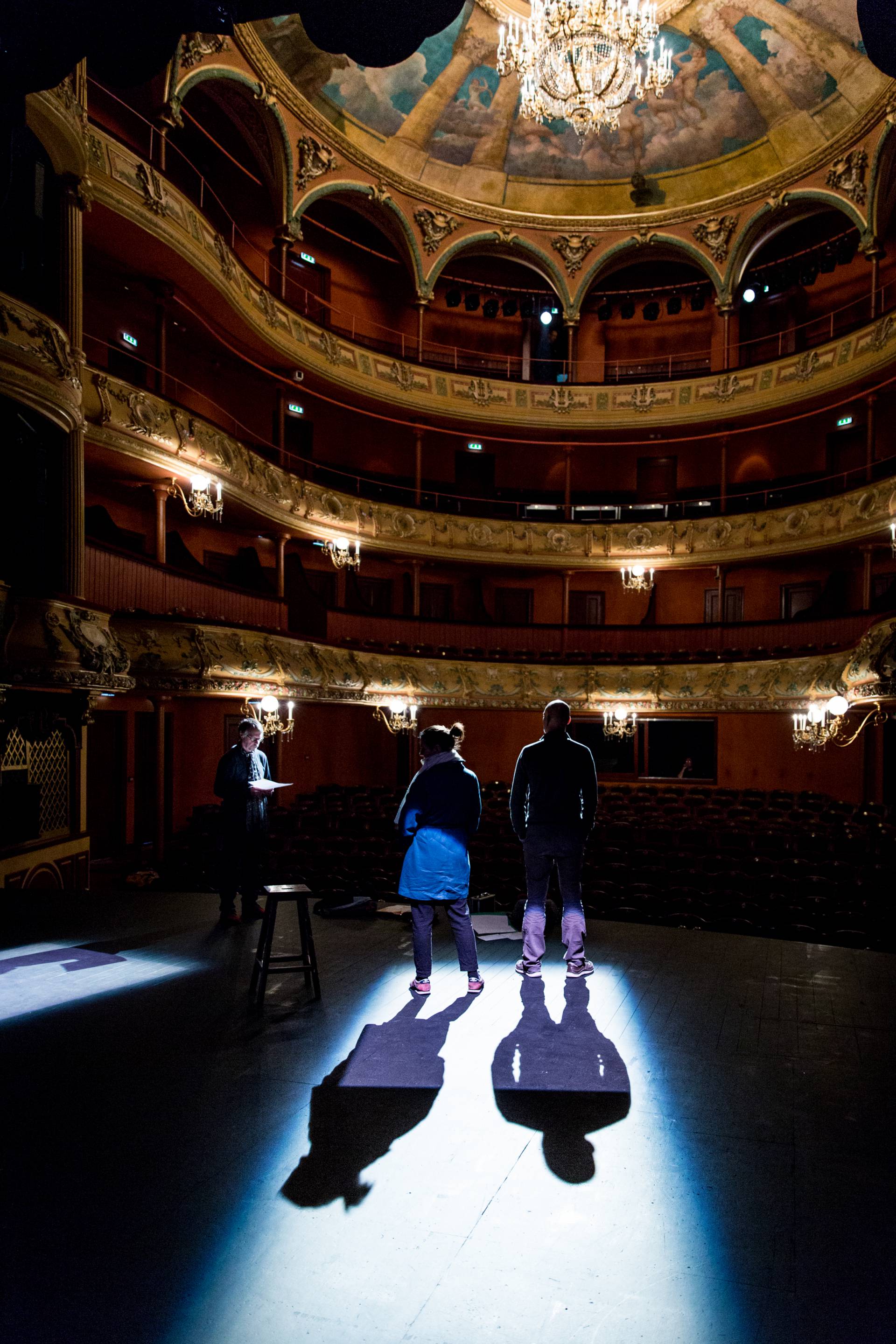 COMME UN ROMAN - Essaïon Théâtre